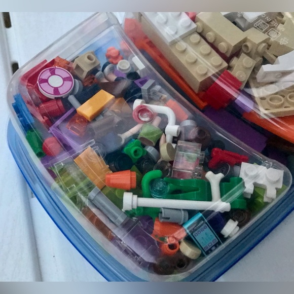 Incomplete LEGO Friends 41099 Heartlake Skate Park Building Block Set Skateboard - Picture 7 of 9